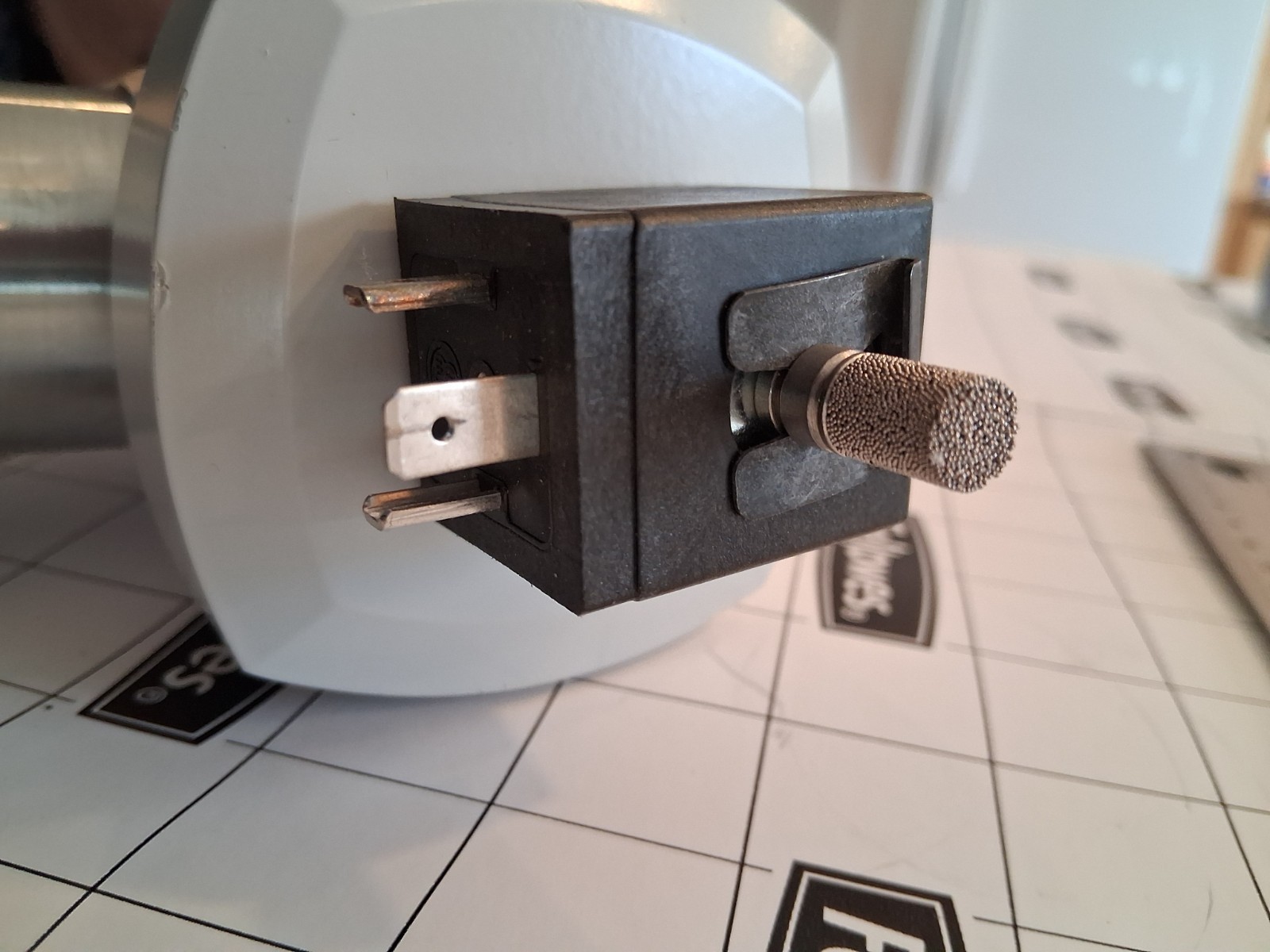 Inficon Safety Valve, Model VSM040