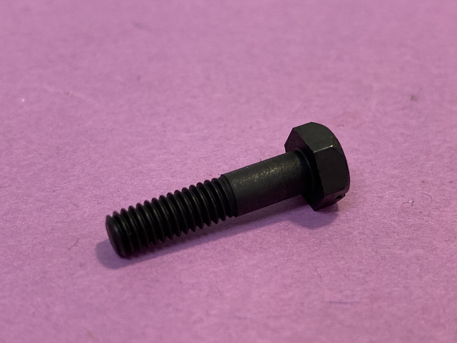 *NOS* 140012 YAMATO SCREW FOR SEWING MACHINE