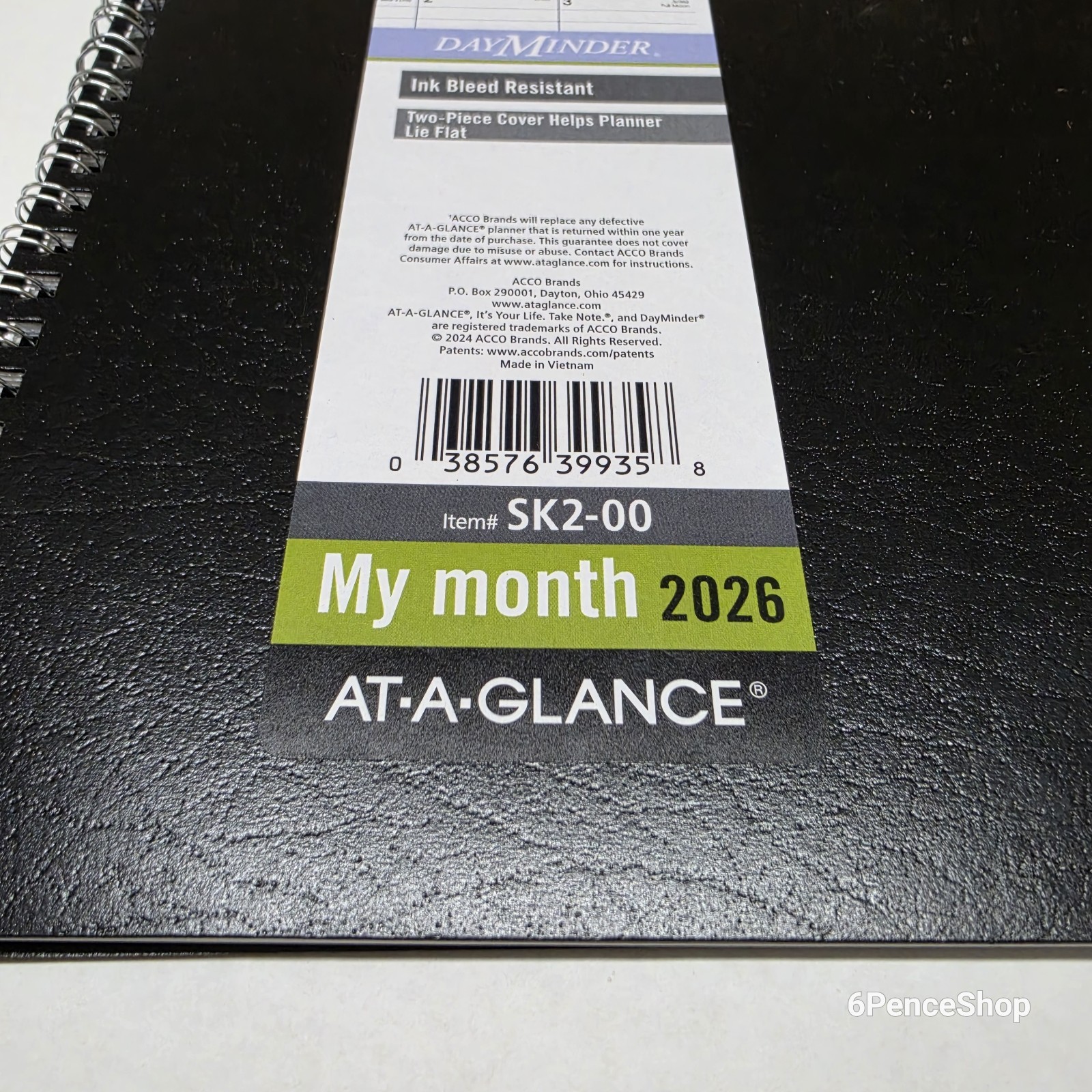AT-A-GLANCE 2026 Monthly Planner Spiral 1 EA Large, 8″ x 12″