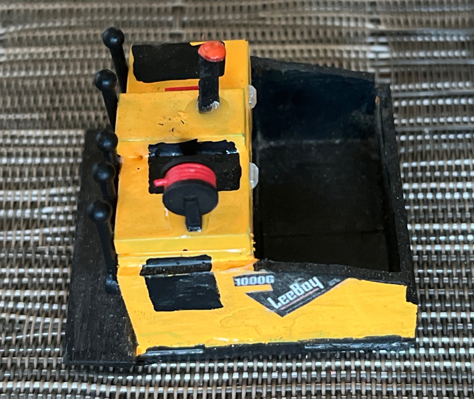 Custom Made LeeBoy 1000G Asphalt Paver 1:64 Scale (see Details & Pics)