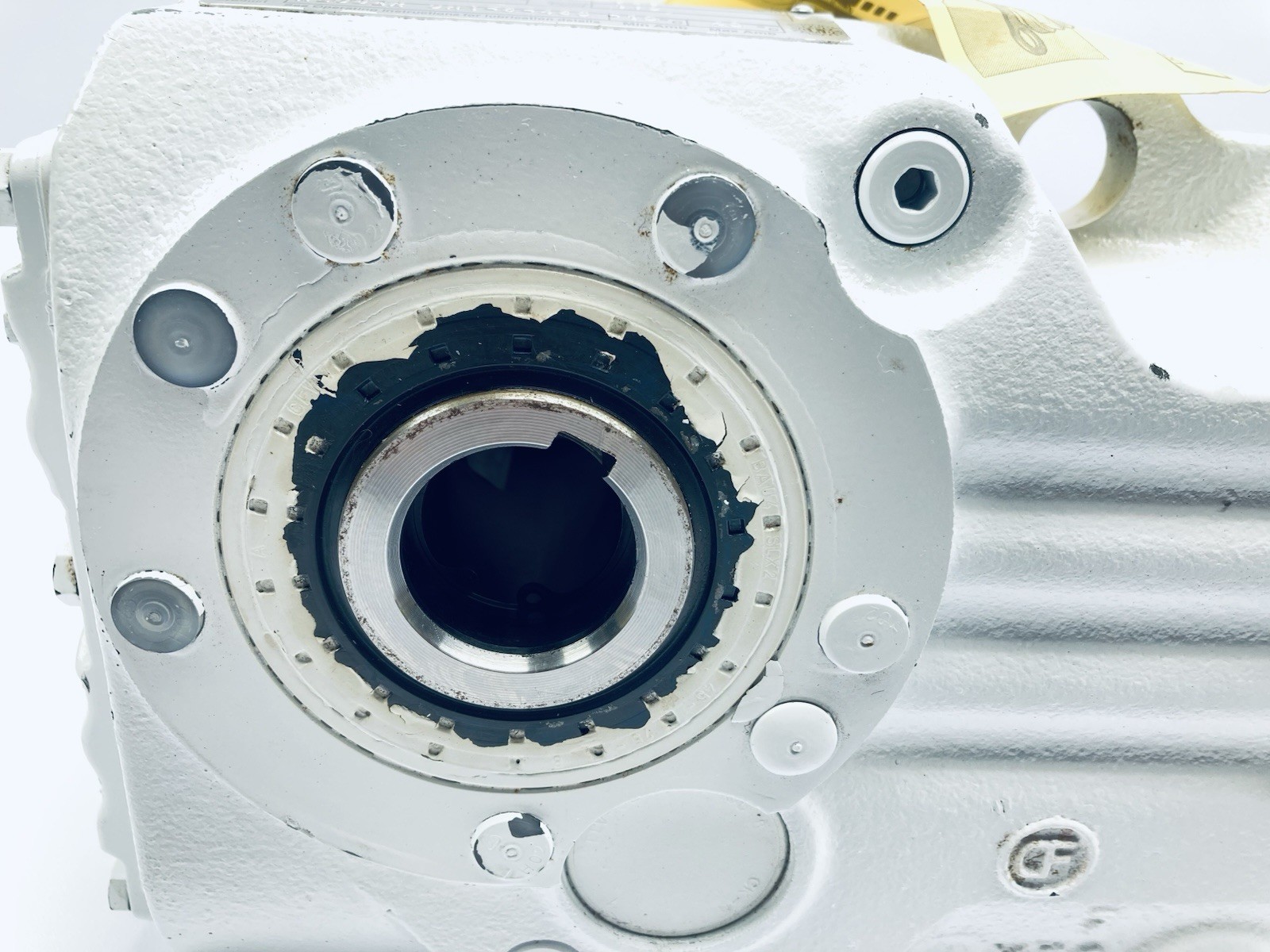 SEW-EURODRIVE KAF37AM56-KS Gearbox Reducer 24.99:1-Ratio 635-Torque M5B-Mounting