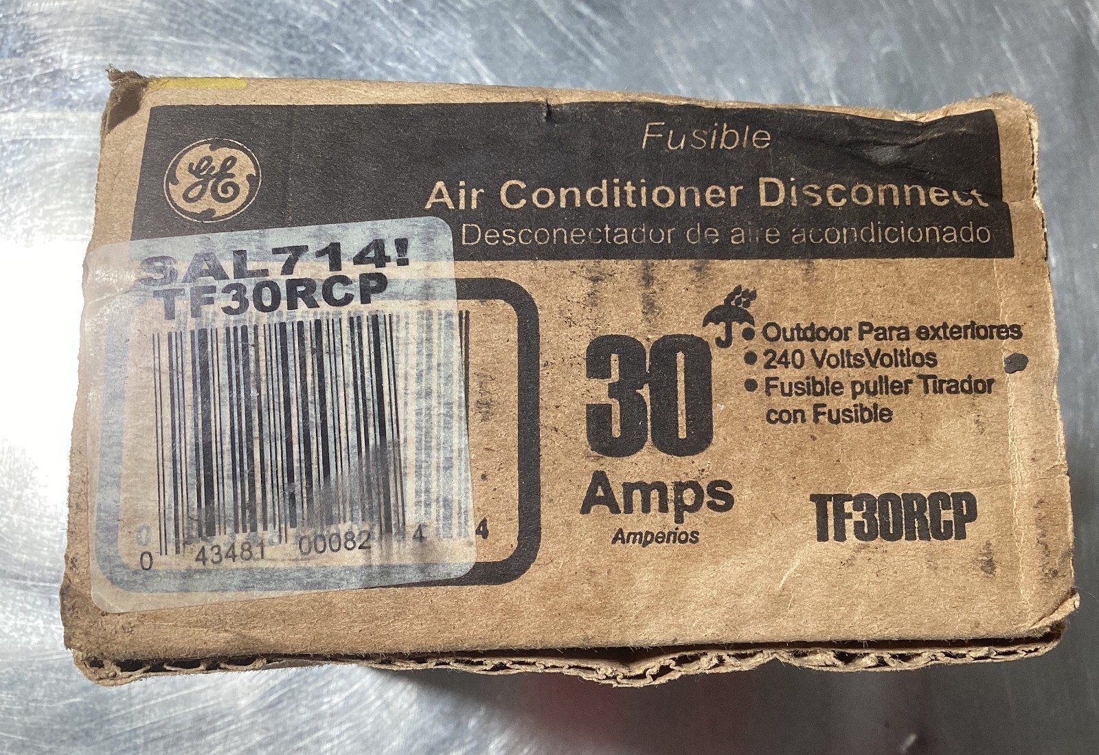 NEW GE TF30RCP 30 Amp 120/240V Fusible AC Disconnect Outdoor NEMA 3R