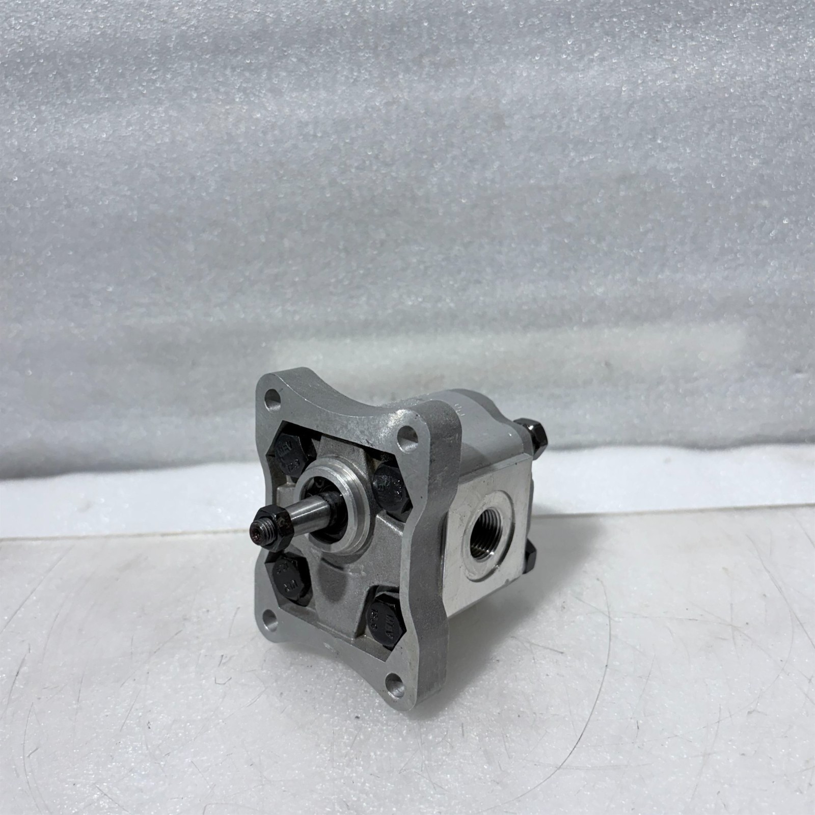 Hydropack Bulgaria C048XTH Hydraulic Gear Pump