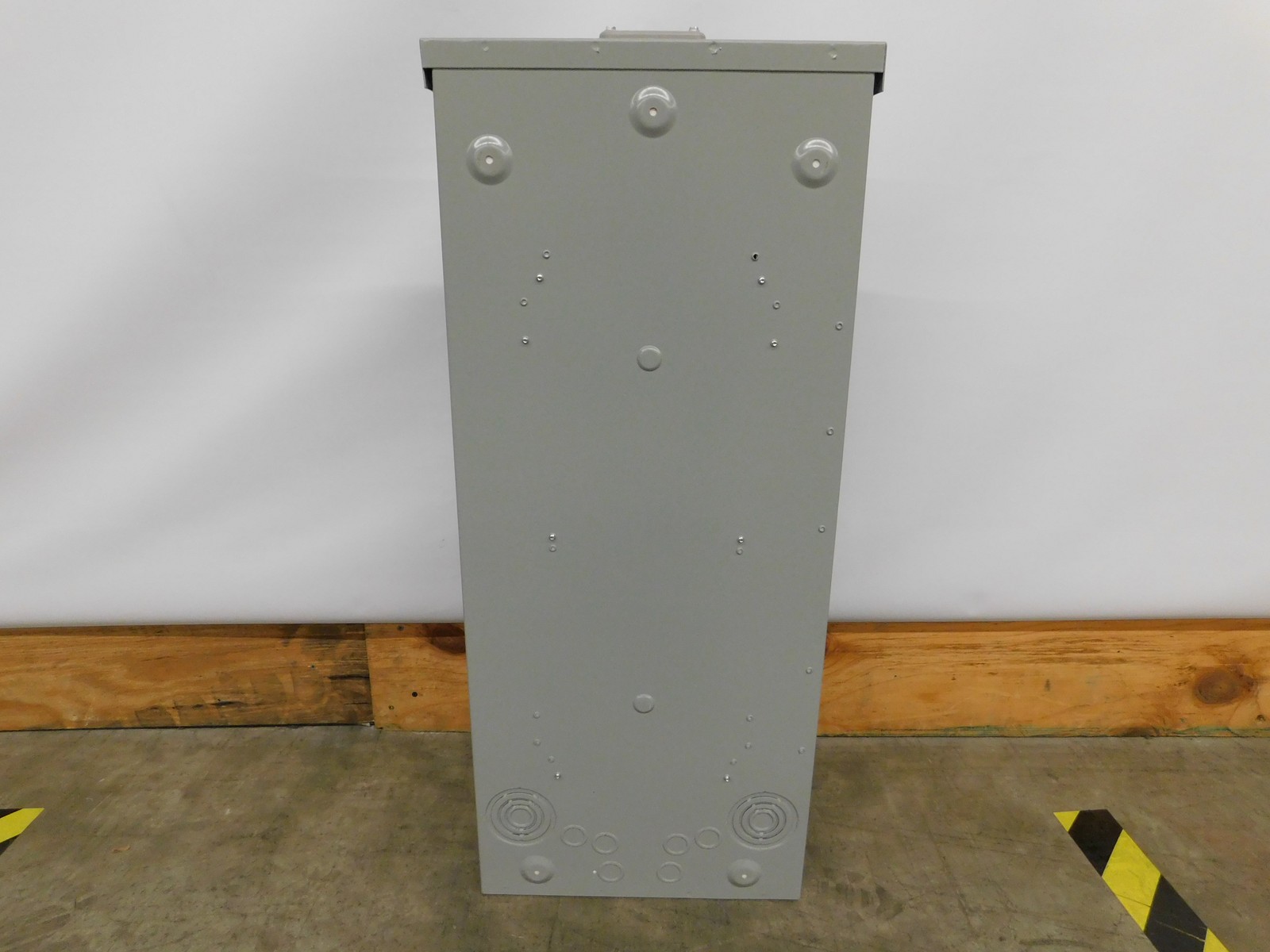 GE TM3220R64K Loadcenters and Panelboards