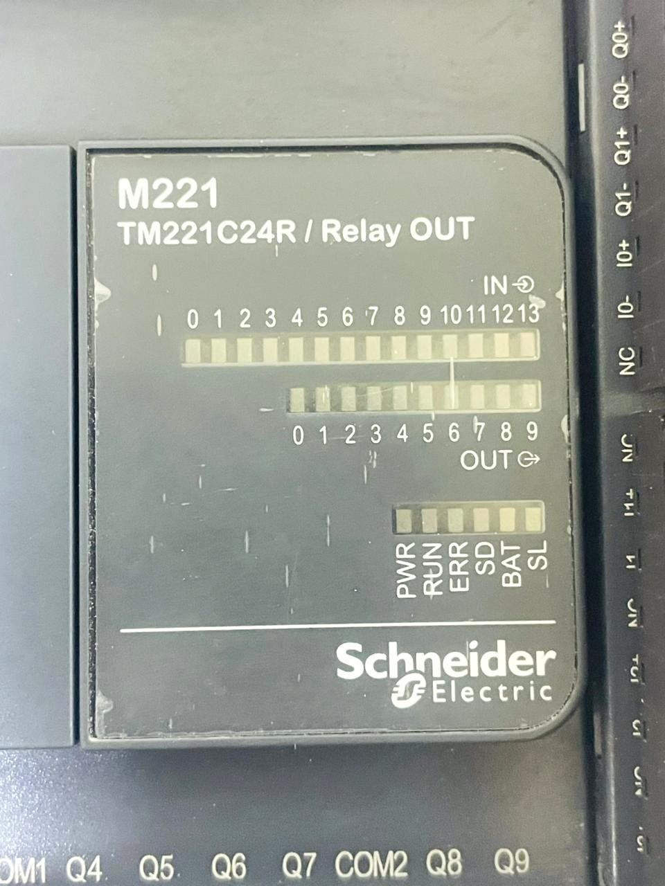 Schneider Electric Modicon M221 Logic Controller TM221C24R