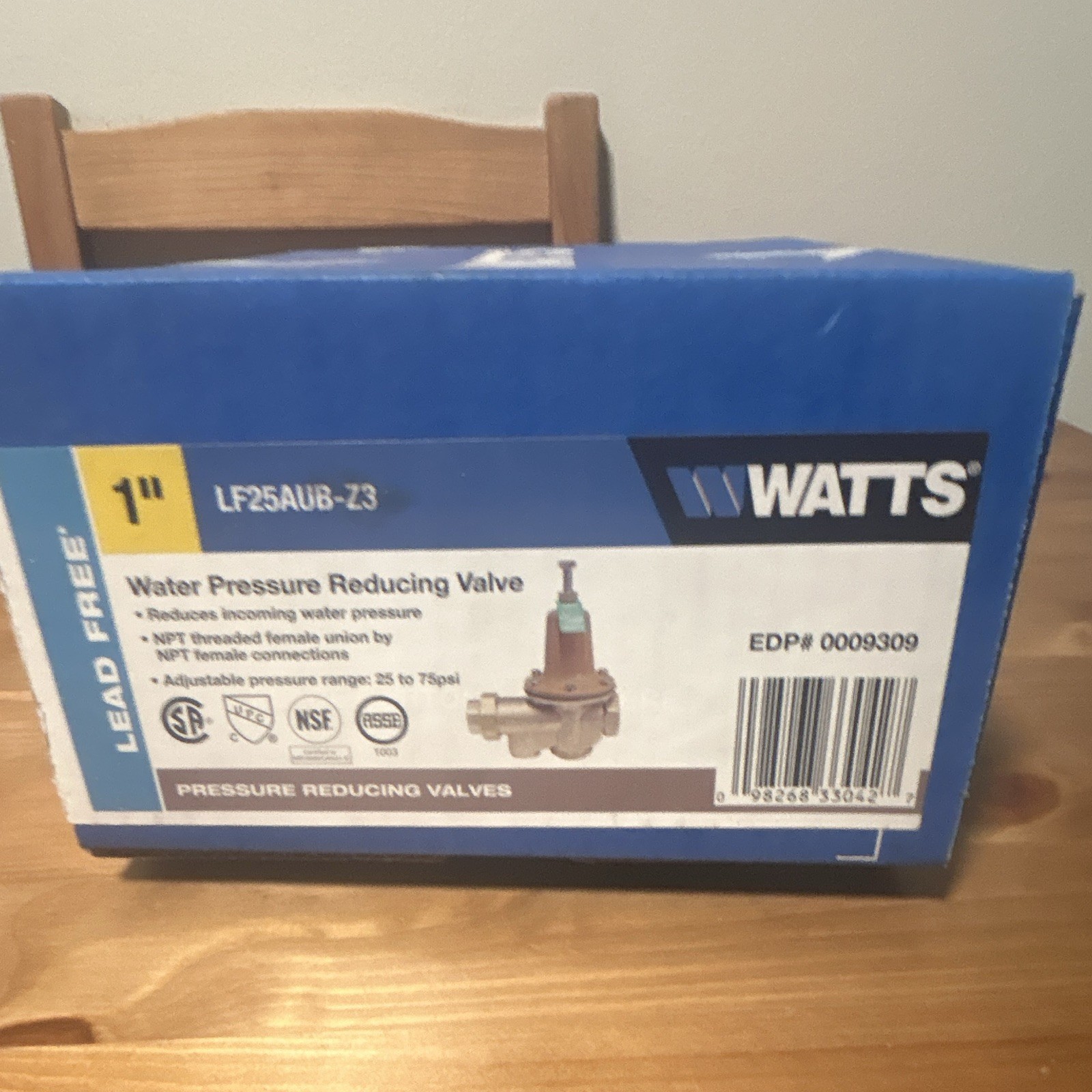Watts LF25AUB-Z3 1 in Water Pressure Reducing Valve 25-75 psi Single Union