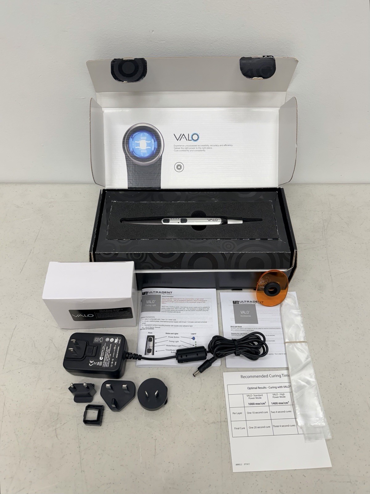 Ultradent VALO Broadband LED Dental Corded Curing Light