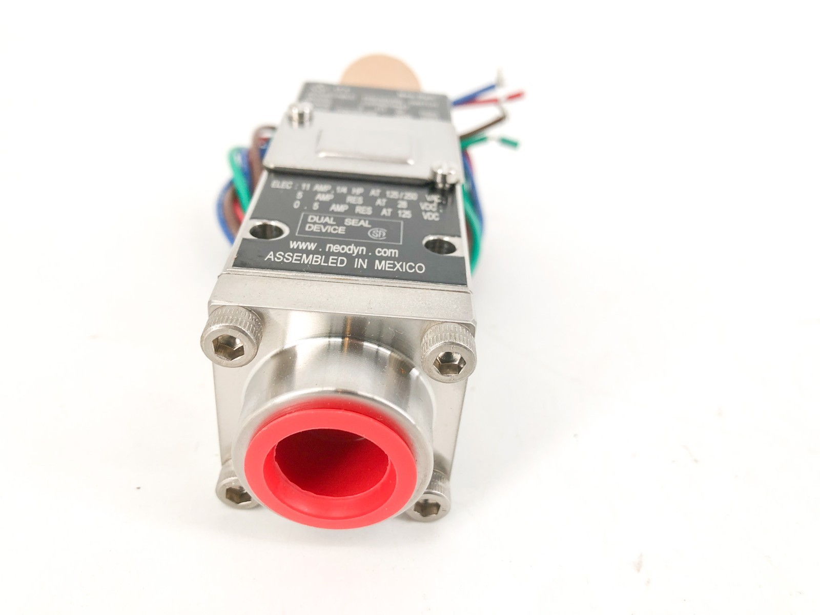 New ITT 122P82C6443 Adjustable Pressure Switch 3-30psig 125/250VAC 11A – No Box