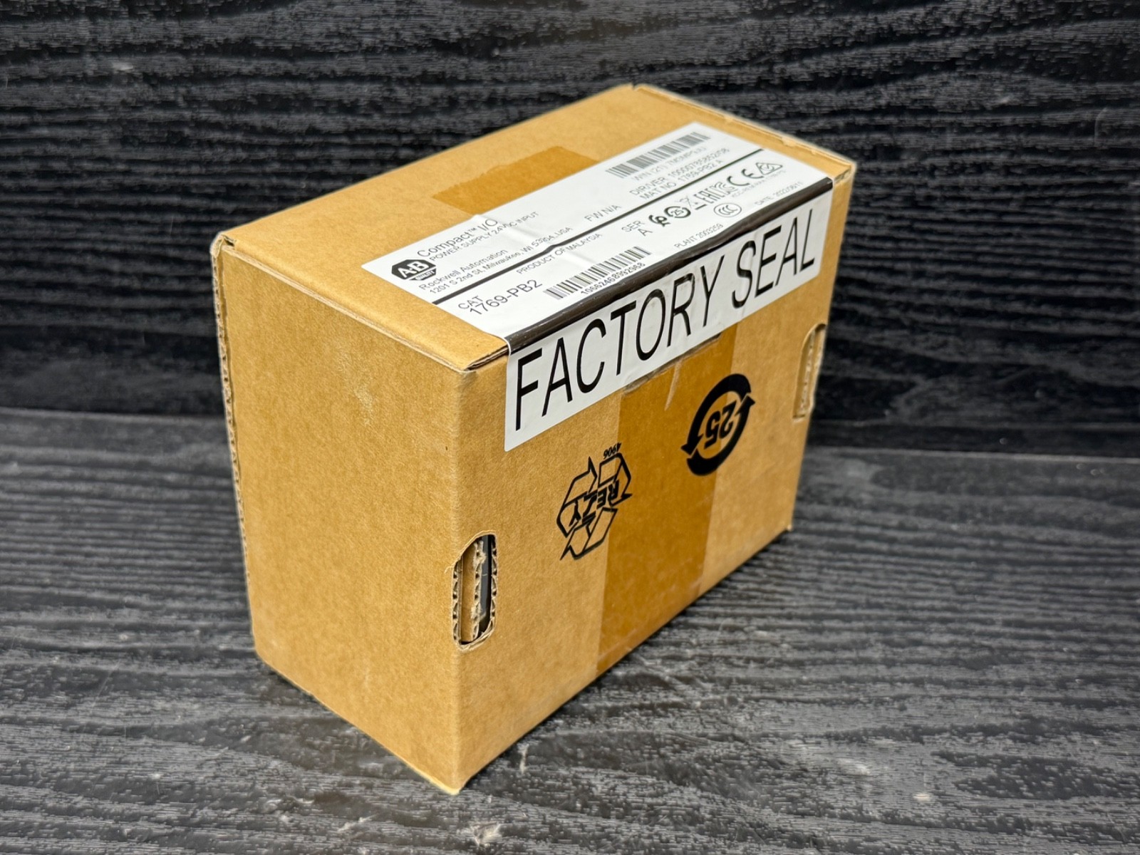 2022 Surplus Sealed Allen Bradley 1769-PB2 1769-P82 CompactLogix DC Power Supply