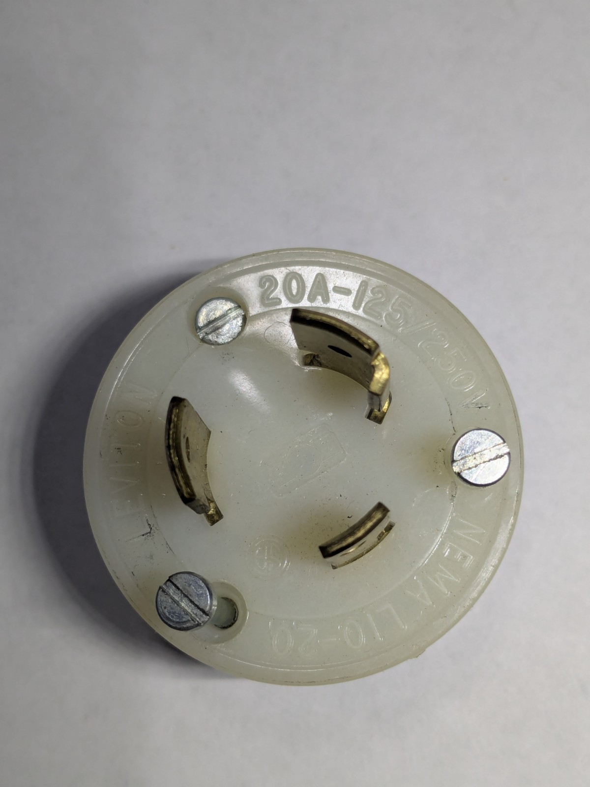 L10-20 Leviton 20A 120/250V Black & 3 Pole Plug 02361-0PB New