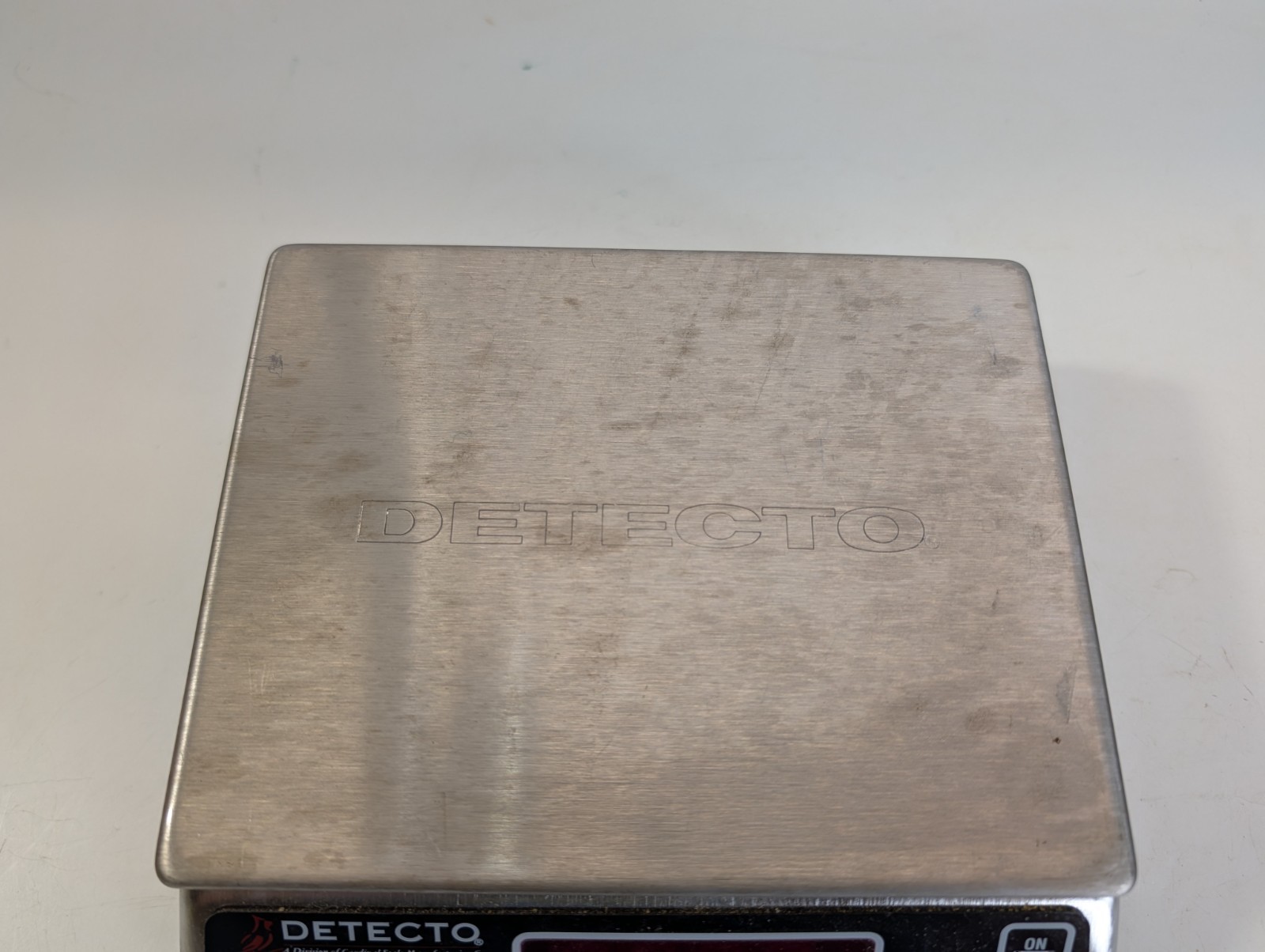 Scale by Cardinal Detecto AP-6(99.95 x.05)oz cap – No Power Cable (2/3)