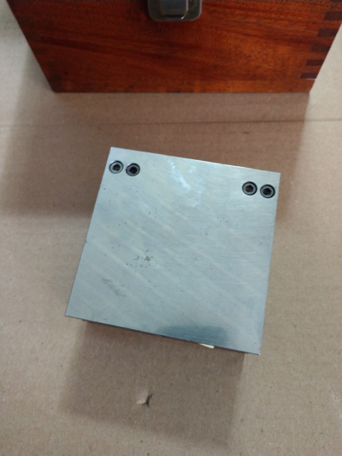 Hermann Schmidt 4″ x 4″ Sine Plate with wooden case & acc