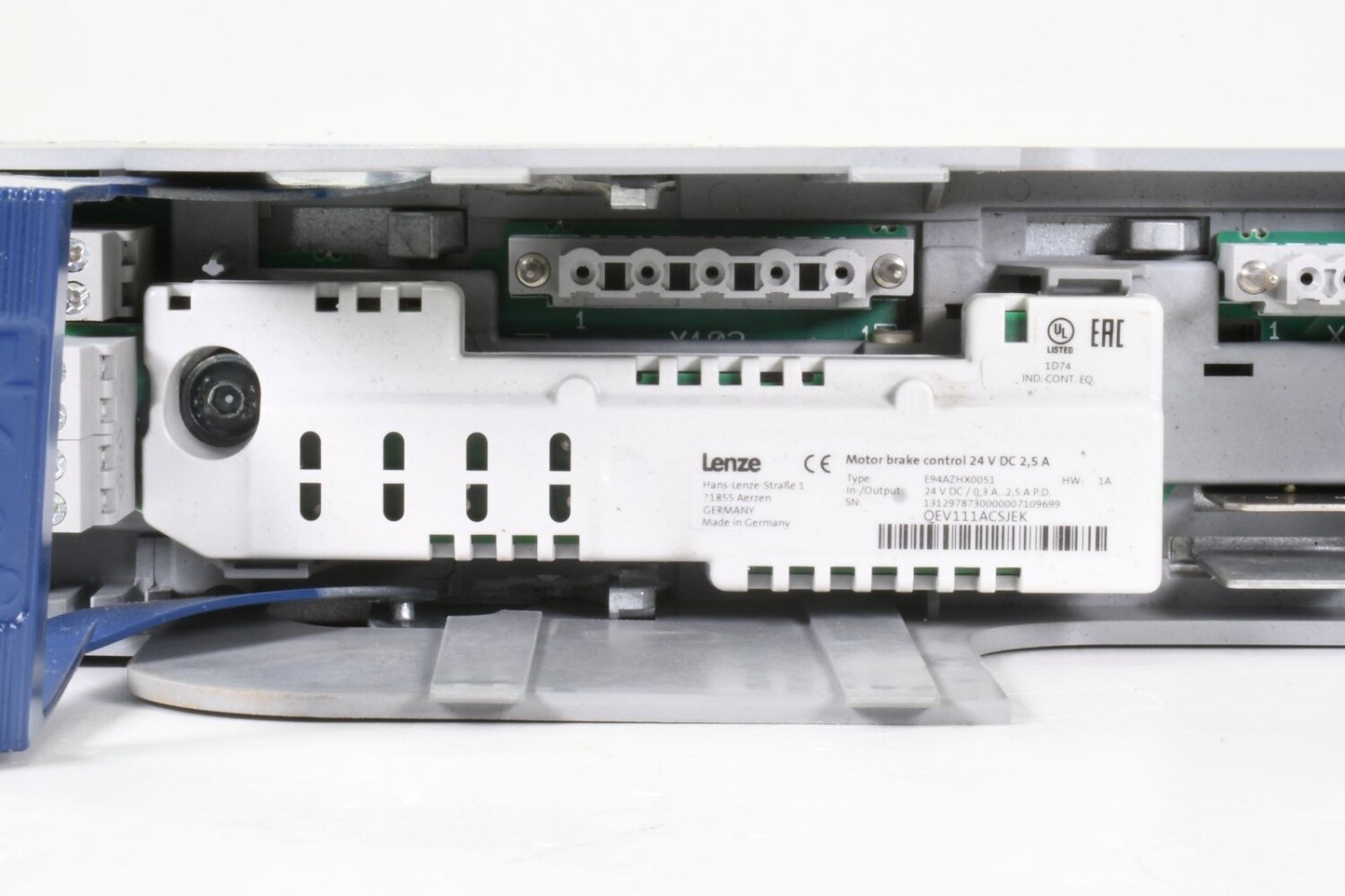 LENZE E94AZPS0034N + E94AZMS0034 + E94AZHX0051, Backplane with accessories