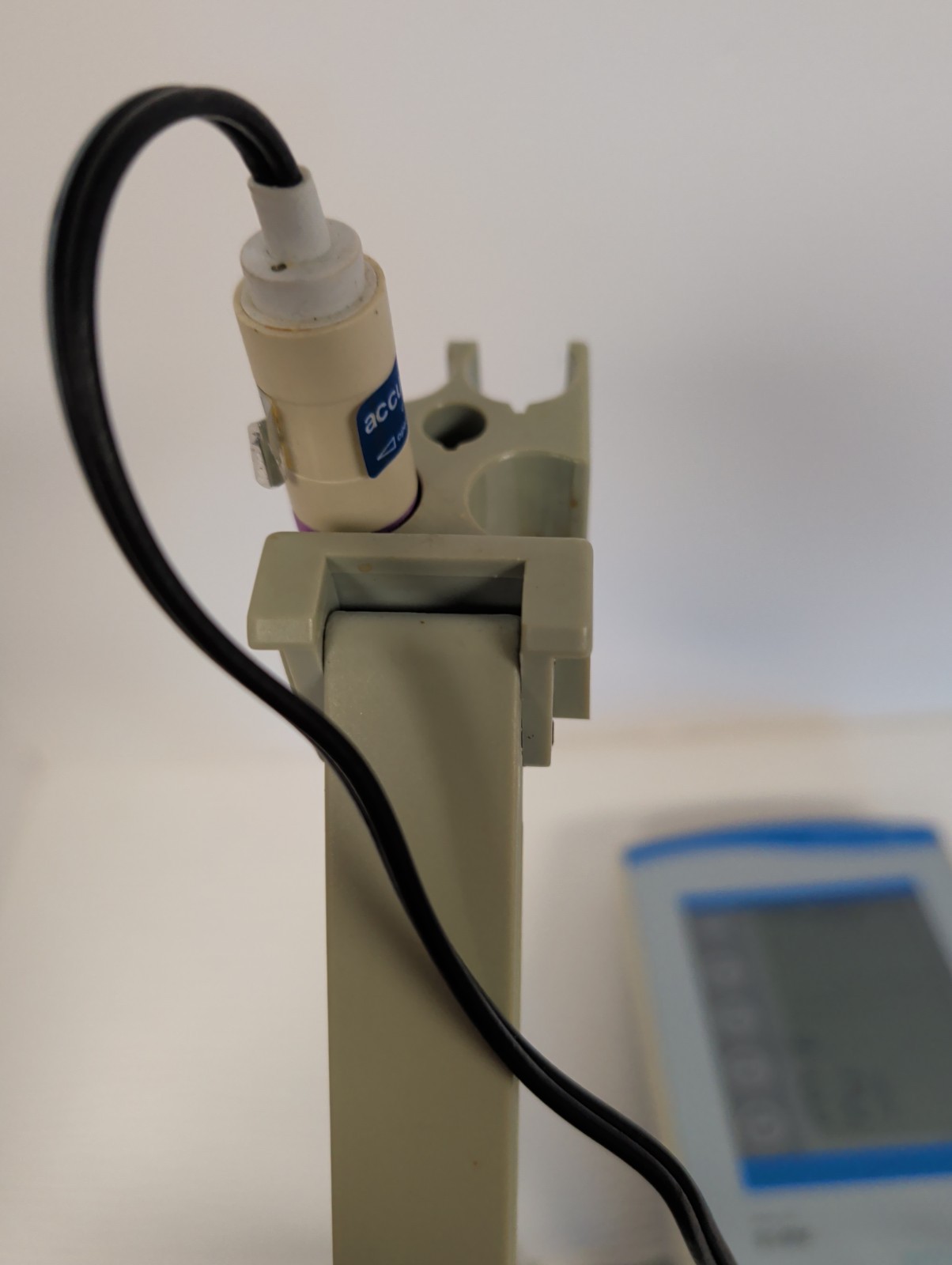 Fisher Scientific Accumet Basic AB15 pH mV Meter Benchtop Laboratory Tester