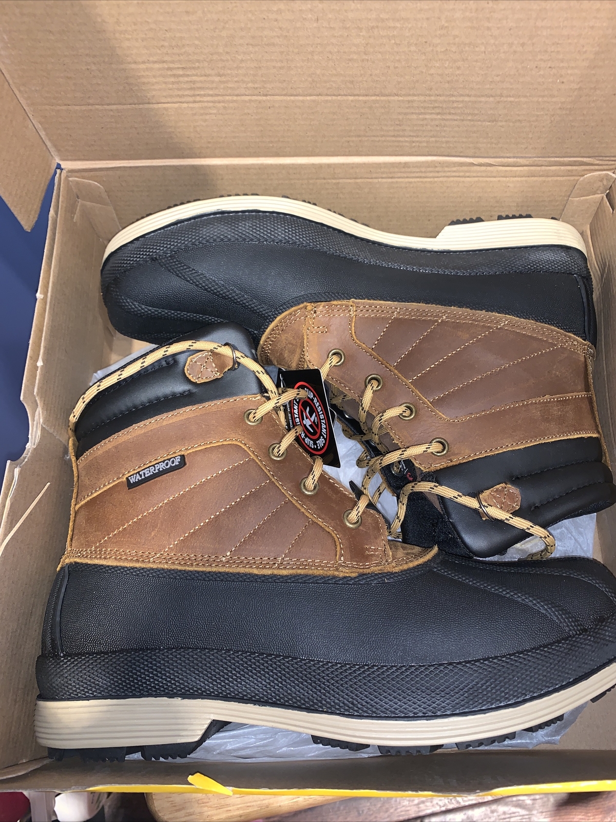 Skechers 9.5 Mens for safety Slip Resistant, Brown Robards Leather Synthetic