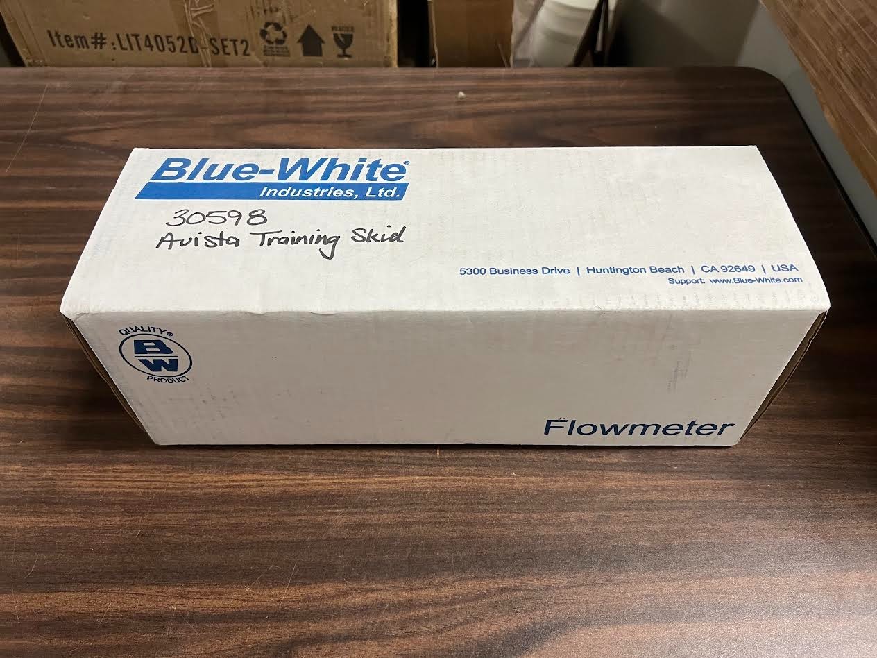 Blue-White F-451003LHN-24 Flow Meter 3-30GPM 1.5″ FPT New NIB
