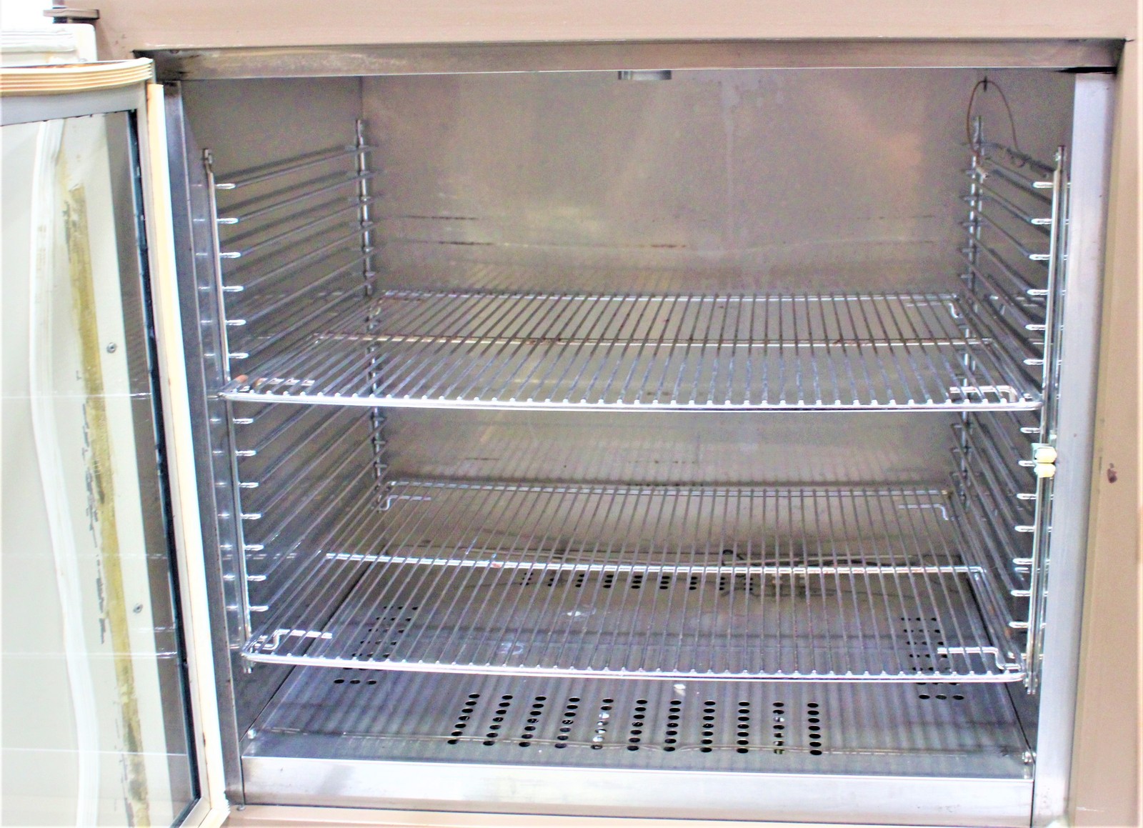 Fisher Scientific 750D Isotemp Incubator 30-75C Temp Range (3368150)