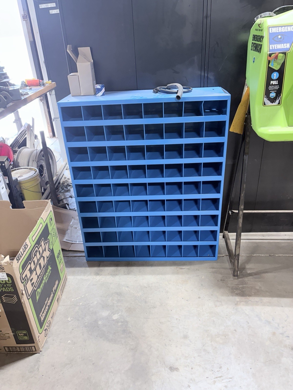 Metal Bolt Bin Organizer