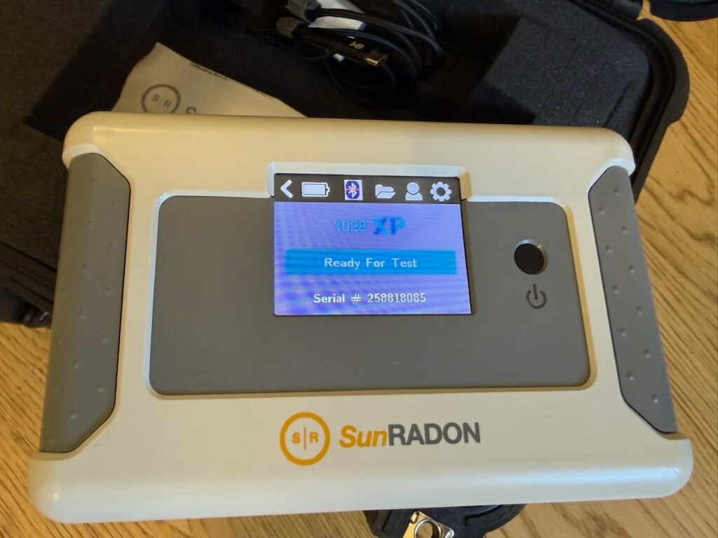 SunRadon 1028 XP machine, in great used condition, with hard case and charger
