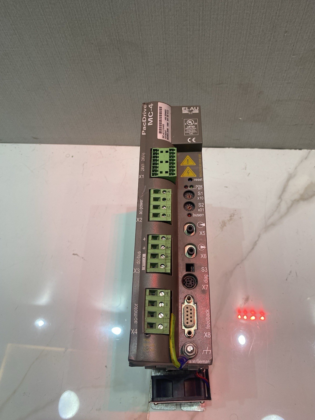 Schneider MC-4 PacDrive MC-4/11/10/400 , SW: 00.16.32