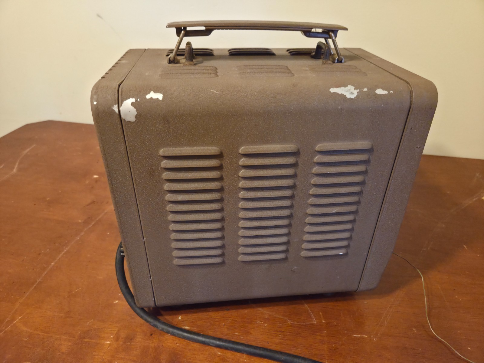 HP Hewlett Packard 200AB Audio Oscillator Powers On Vintage Test Equipment