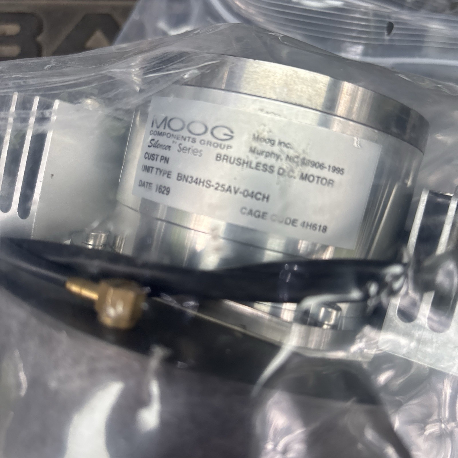 MOOG Silencer Series Brushless DC Motor Part BN34HS-25AV-04CH, 1066817 w/ Blower
