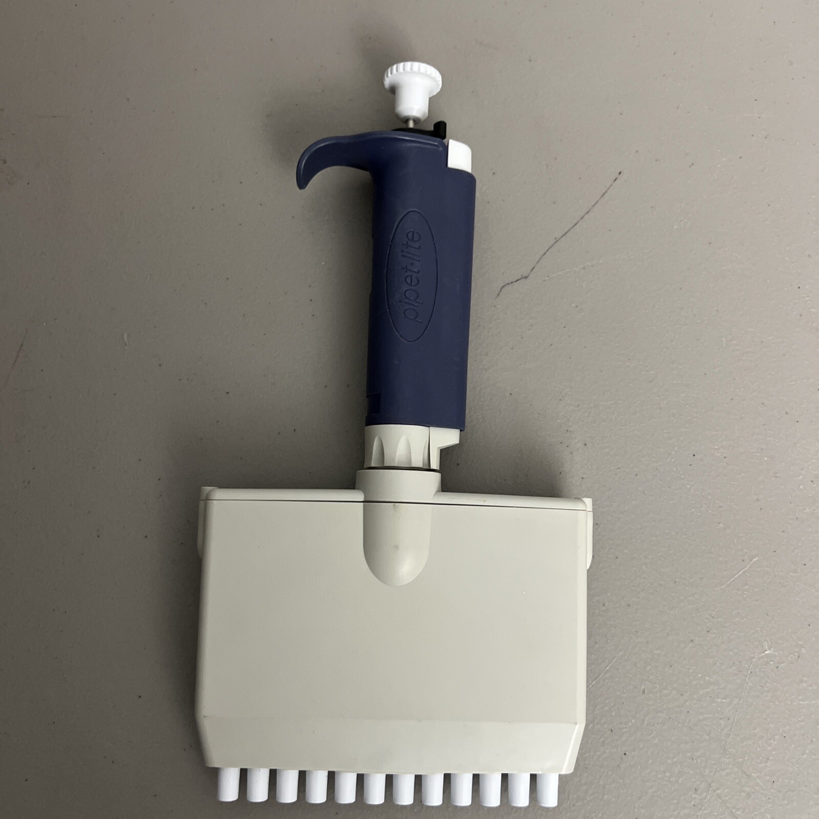 NICE Rainin Pipet-Lite 12 Channel Multichannel L300 Pipette LTS Pipetman