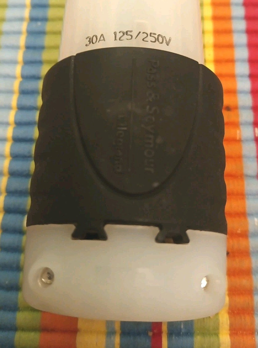 Pass & Seymour Turnlok Connector L1430-C 30A, 125-250V New Open Box