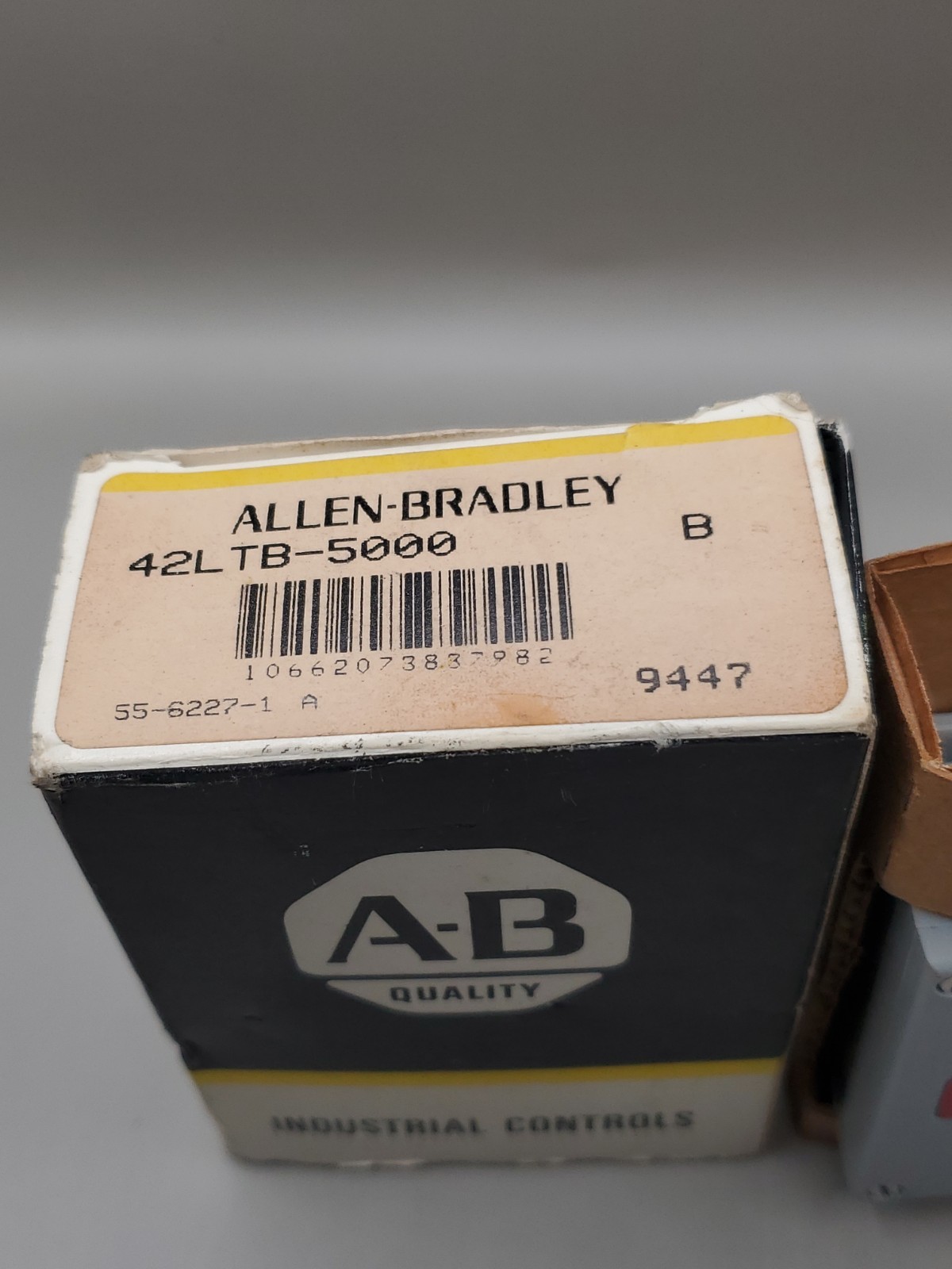 ALLEN BRADLEY 42LTB-5000 SER. B 120VAC NSNP