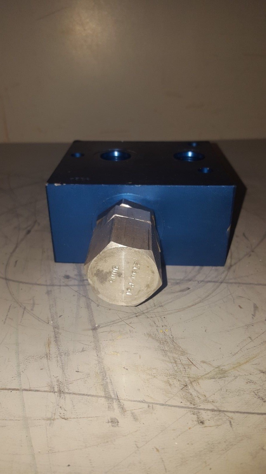 Bosch Hydraulic Valve Block, 2750PSI, 9024, 9005