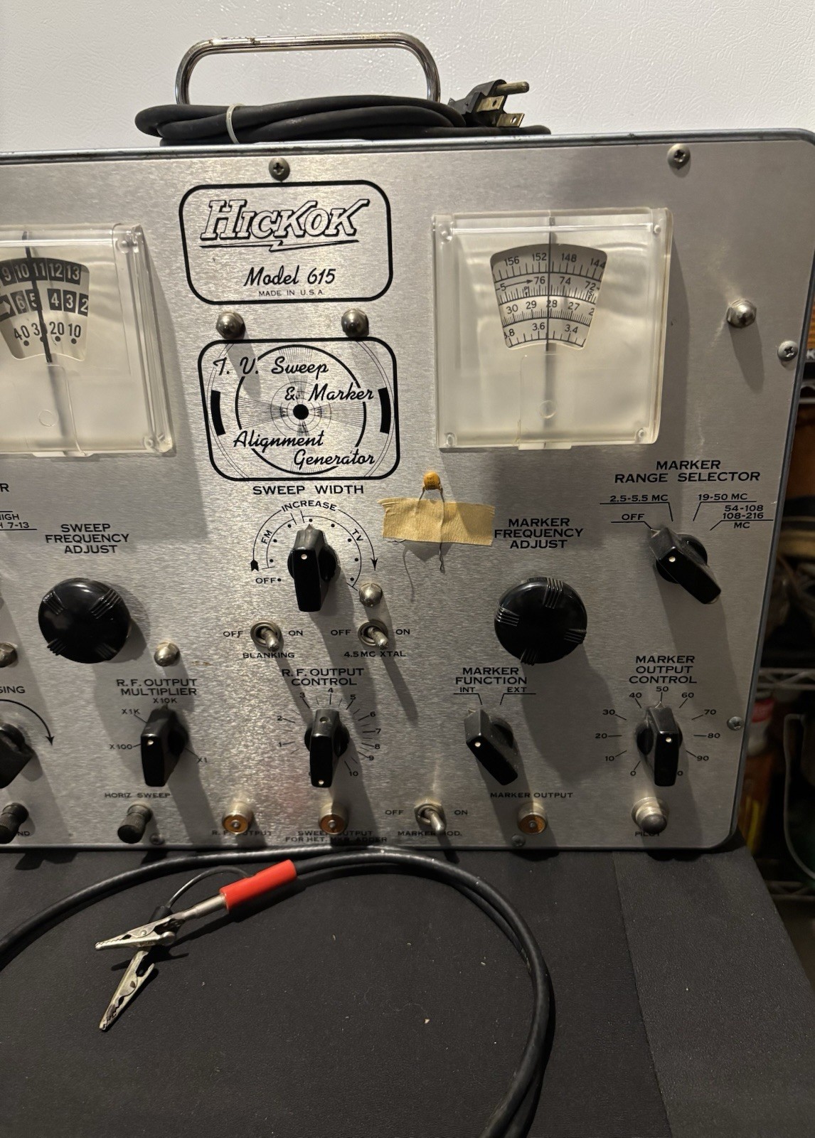 Hickok Model 615 TV Sweep & Marker Alignment Generator Serial 155-12598 Untested