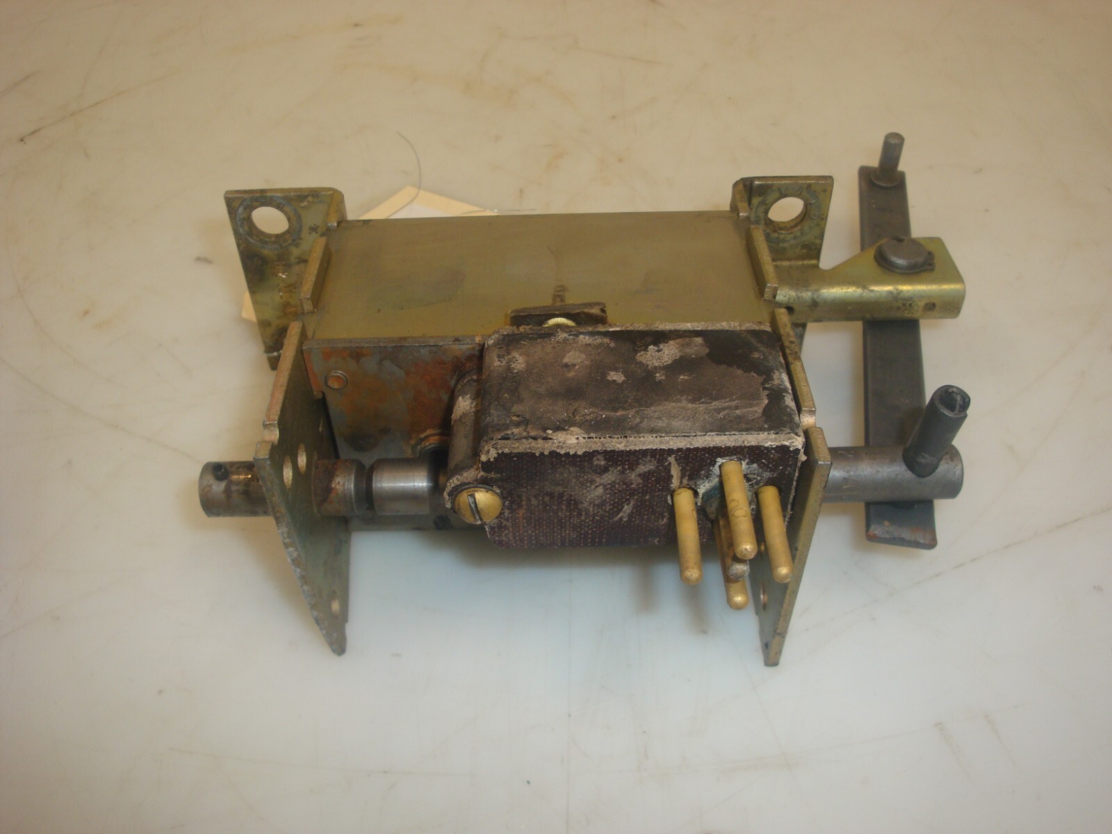 1953 Oliver 77 Row Crop Tractor Hydraulic Valve Linkage