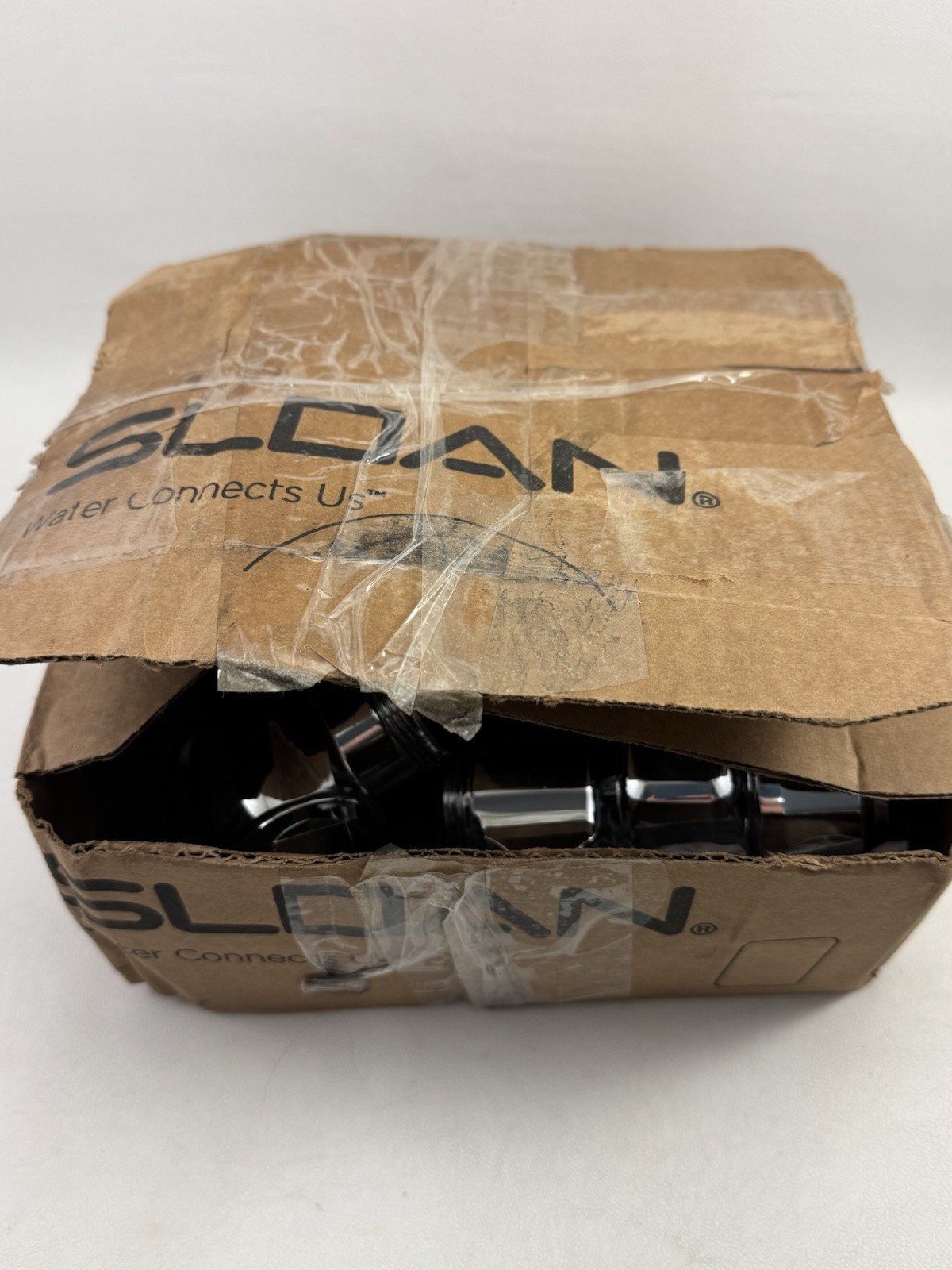 SLOAN Royal 111-1.28 Flushometer 1.28 GPF Exposed Manual Flush 3910168