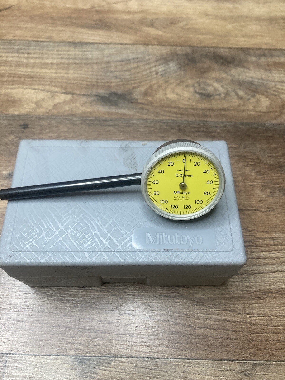 Mitutoyo Dial Test Indicator No. 1159 .02mm w/ Case