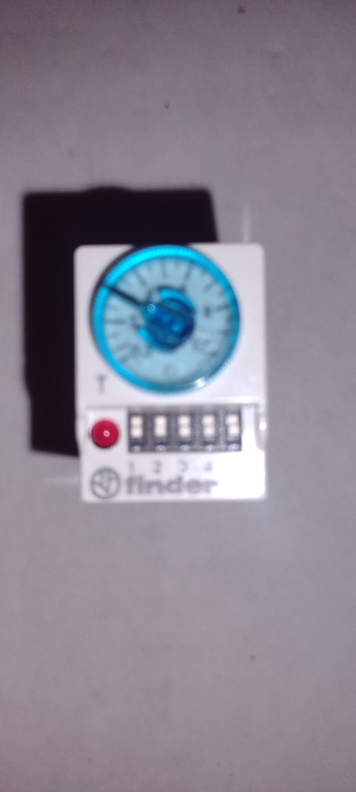 Finder 85.02.0.125.0000 Timer, 120v Coil, DPDT, Ranges .05 Sec To 100 Hours