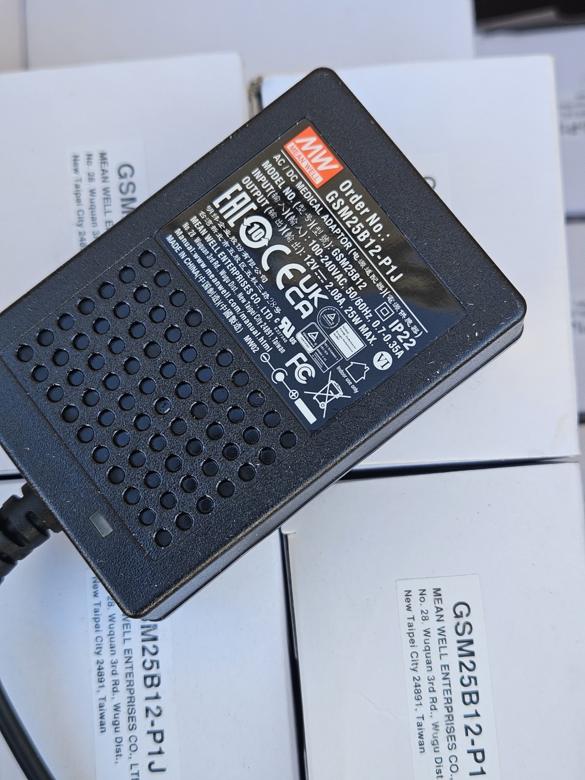 [LOT OF 100] MEAN WELL GSM25B12-P1J Medical Grade Power Adaptor NEW 100 ITEMS