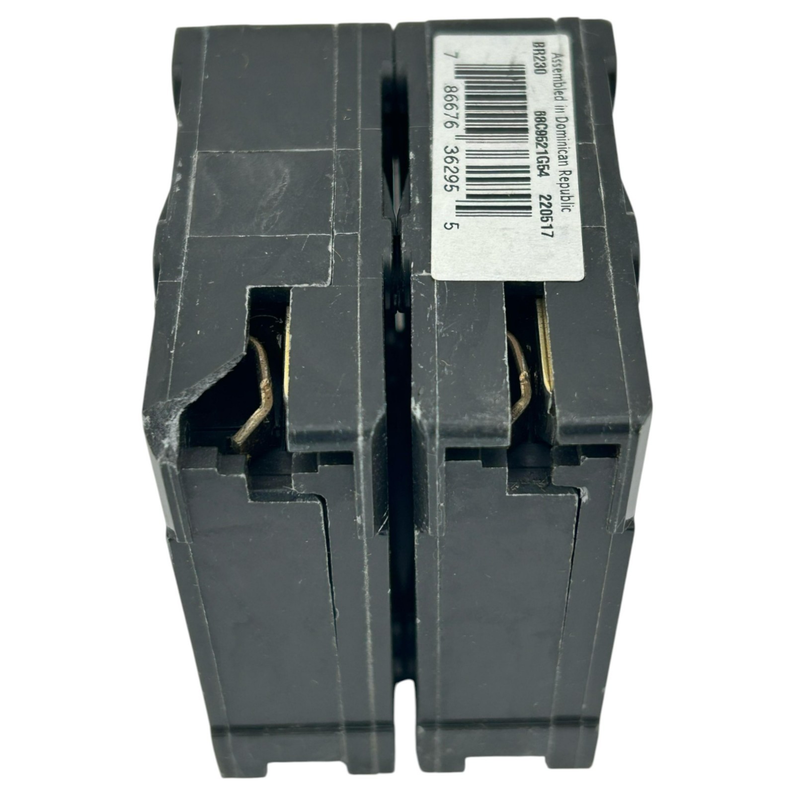 CHIPPED EATON/CUTLER HAMMER BR230 2 POLE 30 AMP CIRCUIT BREAKER