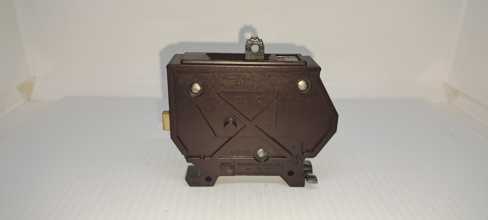 Wadsworth A20N 20 Amp 1 Pole 120V Circuit Breaker Metal Foot A20NI A120NI Flaw