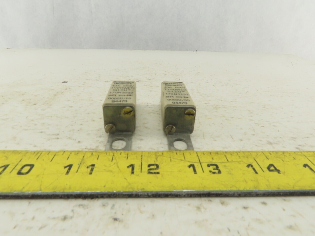 Bussmann Denmark 170N3232 Fuse 40A 660V Lot of 2