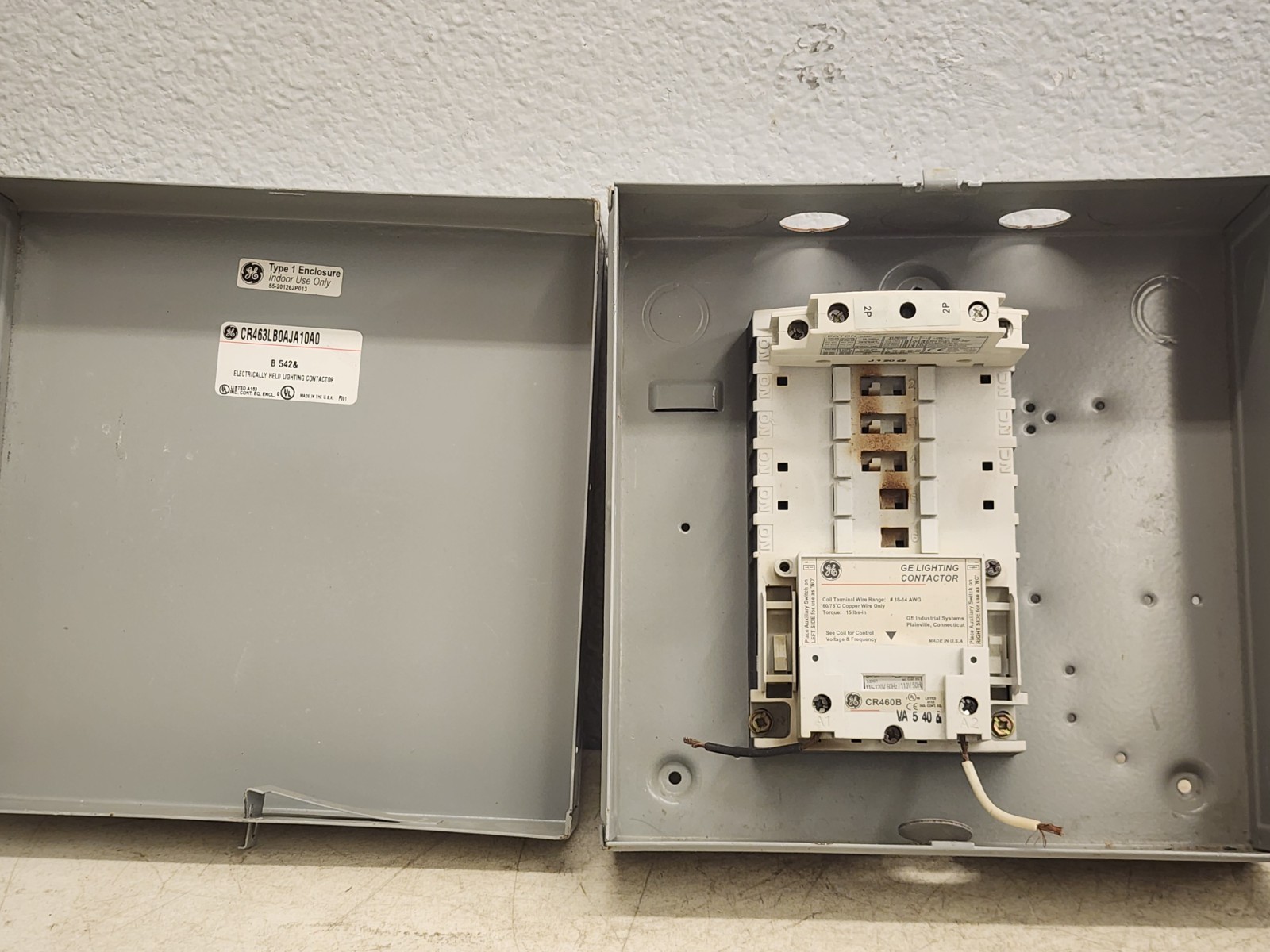 GE Electrically Held Lighting Contactor CR460B.