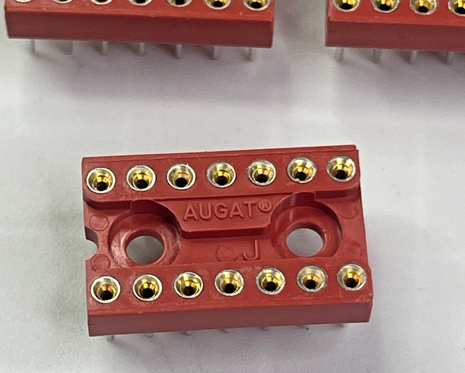 Qty 25 Quality Augat 14-Pin Wire Wrap Sockets DIY Proto Gold Center NOS