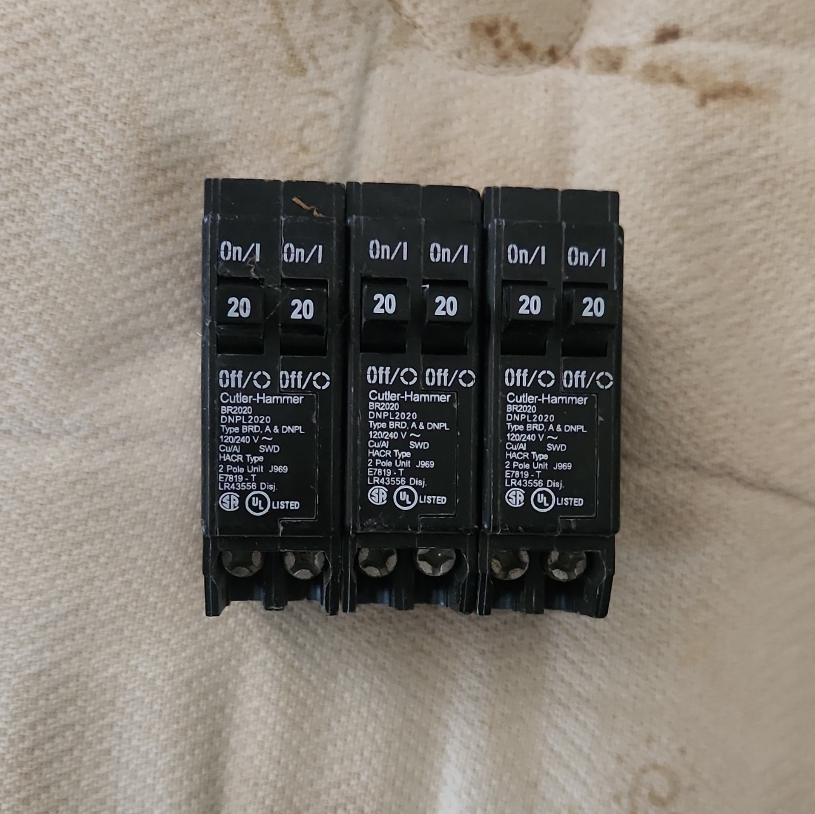 Cutler-Hammer BR2020 DNPL2020 20A 2-Pole Tandem Breaker 120/240V Lot of 3