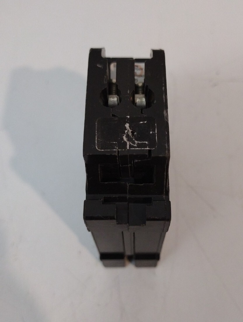 NEW Square D HOMT2020CP Tandem Circuit Breaker Single-Pole 20 Amps