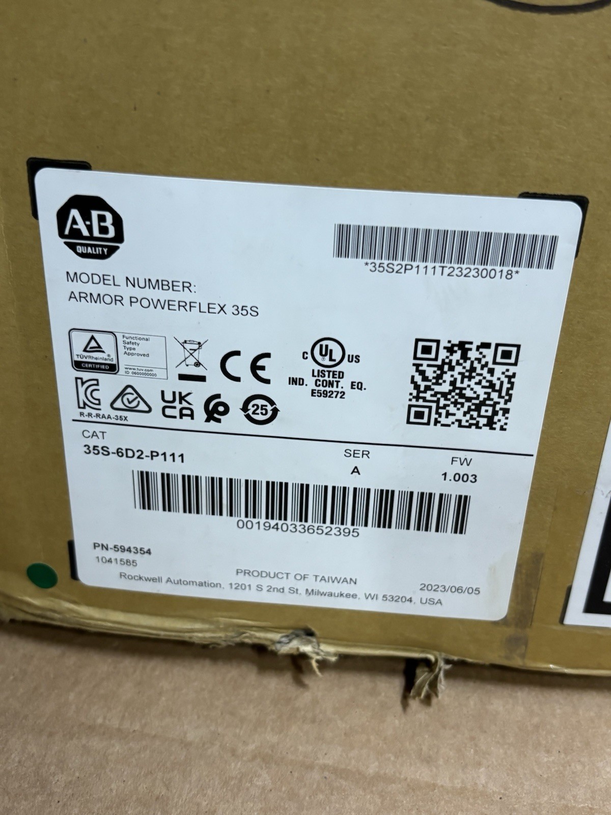 New 2HP ALLEN BRADLEY 35S-6D2-P111 ARMOR POWERFLEX 35S SAFETY DRIVE