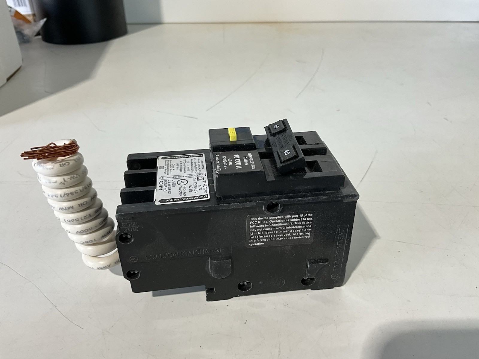 Square D HOM240GFIC HOM240GFI Ground Fault 2P 40A Mini Circuit Breaker New!