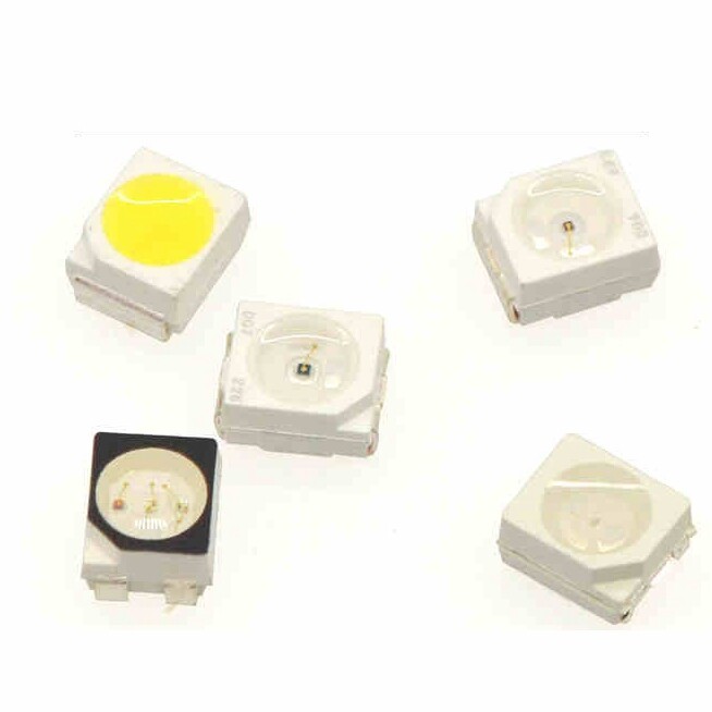 100pcs Super Bright White SMD LED 1210 (3528) 3.5mm×2.8mm