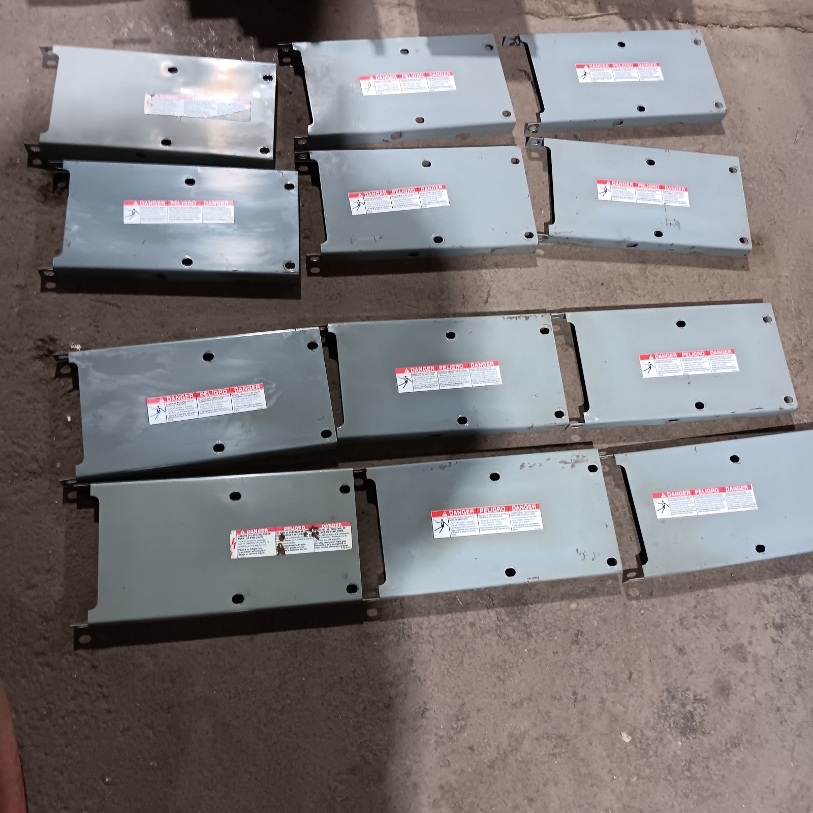 6-Square D I-Line 400Amp Busway sections AP504G10 3PH 4W 600VAC Max