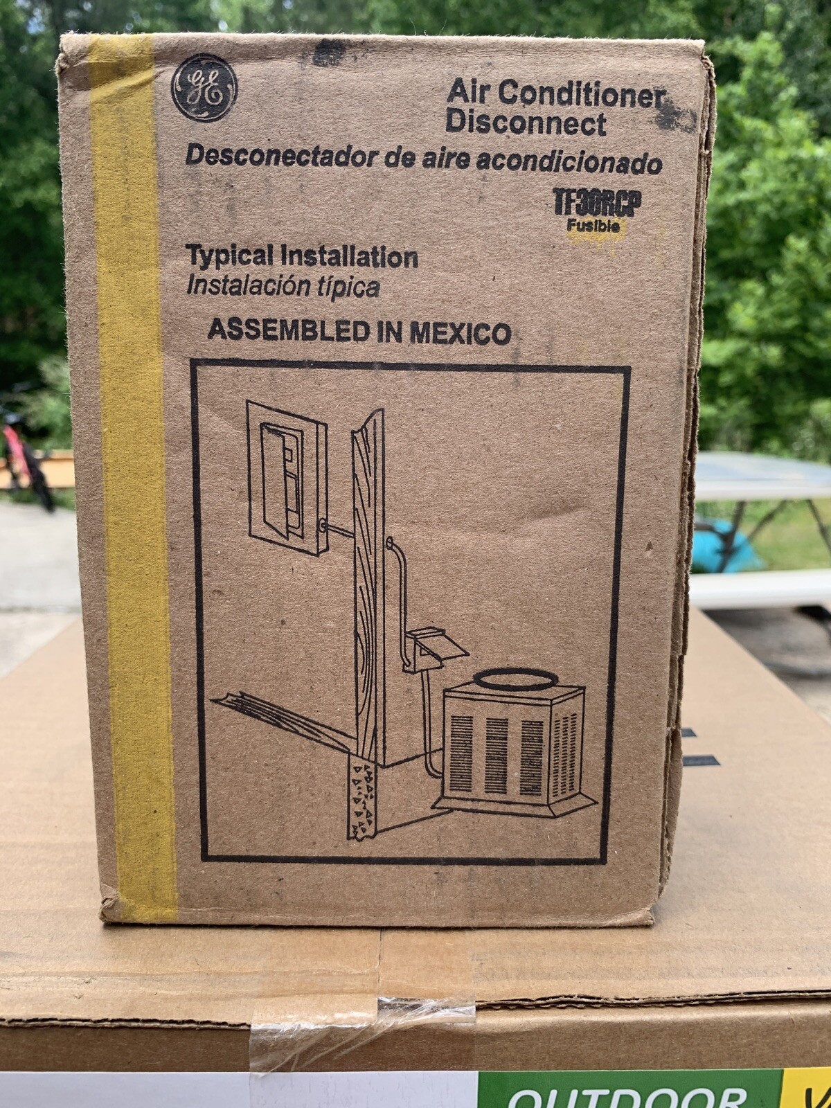 NEW!! GE/ABB 30 Amp 120/240-Volt 240-Watt Fused AC Disconnect – TF30RCP