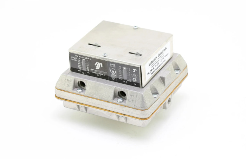ANTUNES CONTROLS GAS PRESSURE SWITCH HLGP-A 5-28″ / 2-14″ WC804111705