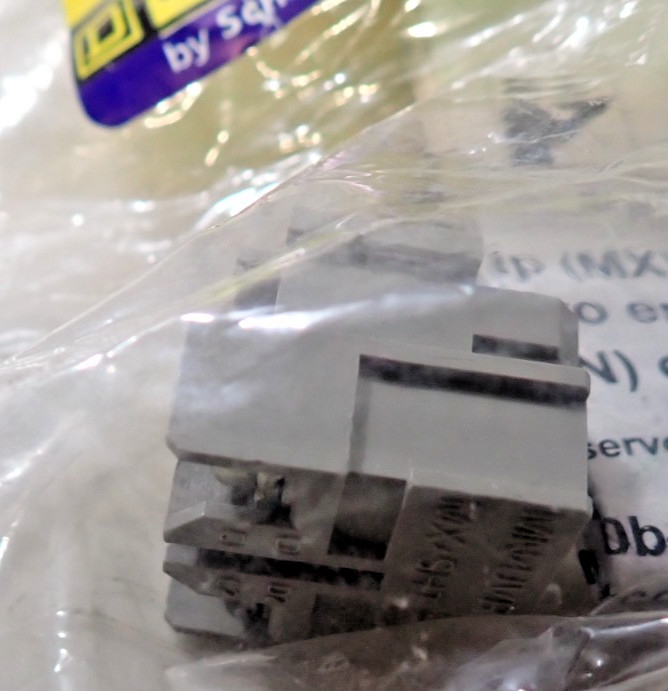 NEW Square D S33668 Undervoltage Trip Powerpact M/P/R Compact NS 24-30V 33668